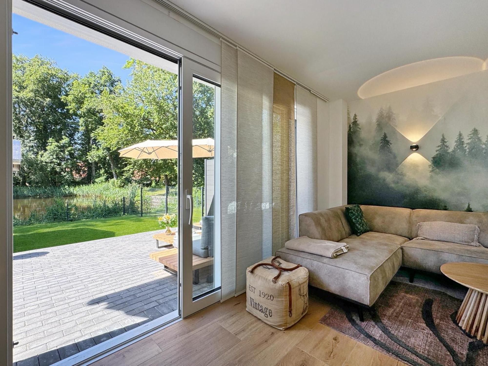 Cblue: Seeblick, Kamin, Wallbox, Natur Bentwisch Luaran gambar